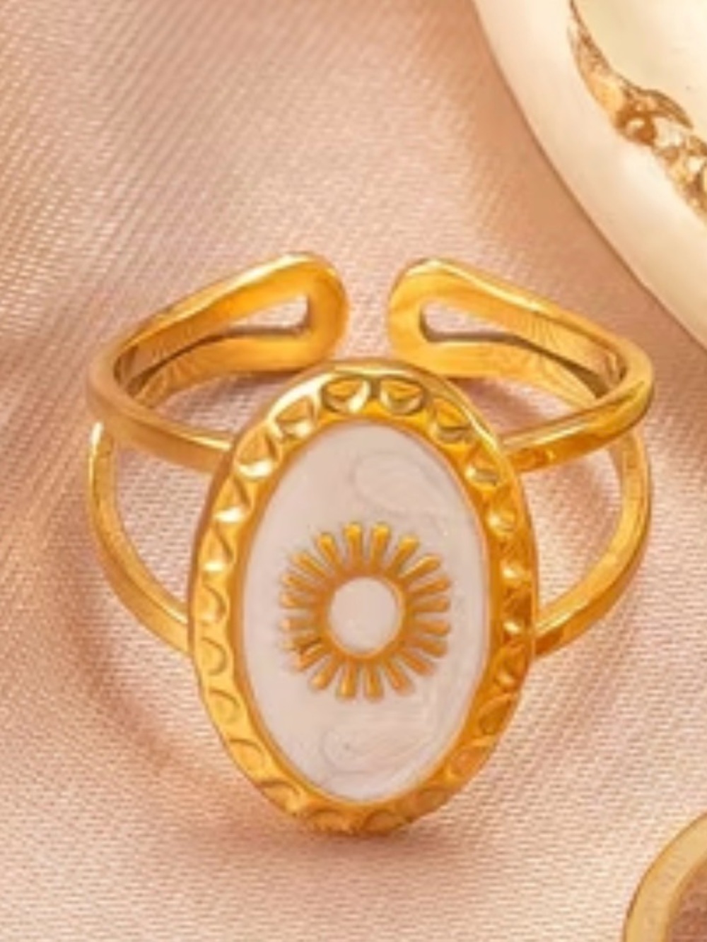 18k Gold-plated White Enamel Sunburst Ring